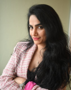 Niluofar Jalali-Moghaddam, Psykolog